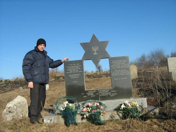 Борис Забарко: Зловещие машины-душегубки были опробованы именно на украинских евреях