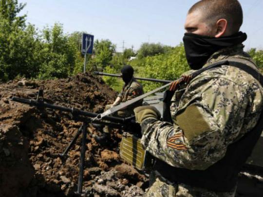 Хроника АТО: ситуация сложная, боевики применяют тяжелое вооружение