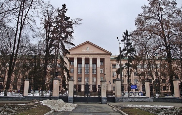 Медуниверситет им. Богомольца заблокировали неизвестные - МОЗ