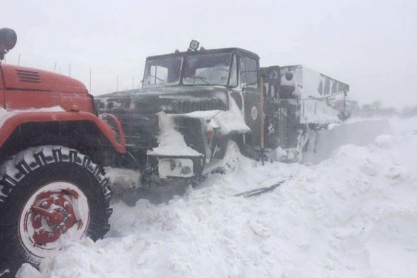 На Одесчине из снежного плена освобождены около 200 человек и 50 автомобилей (фото)