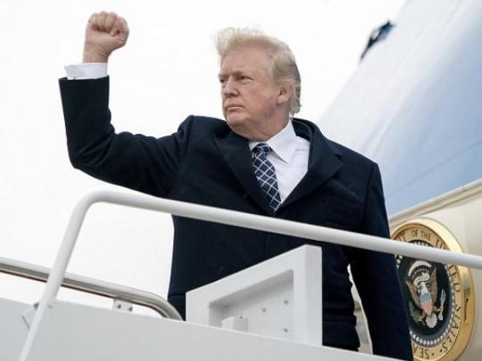 Превосходное здоровье Трампа удивило пользователей соцсетей (фото)