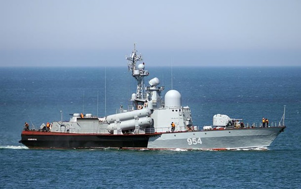 Россия провела ракетные стрельбы в Черном море
