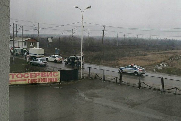 Савченко доставили в суд под охраной 16 автоматчиков (фото)