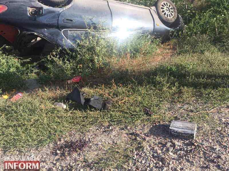 Слетел в кювет и перевернулся: на трассе «Одесса-Рени» произошло ДТП с пострадавшими. Фото