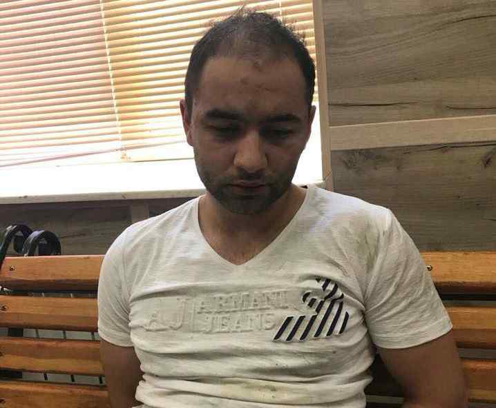 В центре Одессы неадекватный мужчина избил несколько женщин