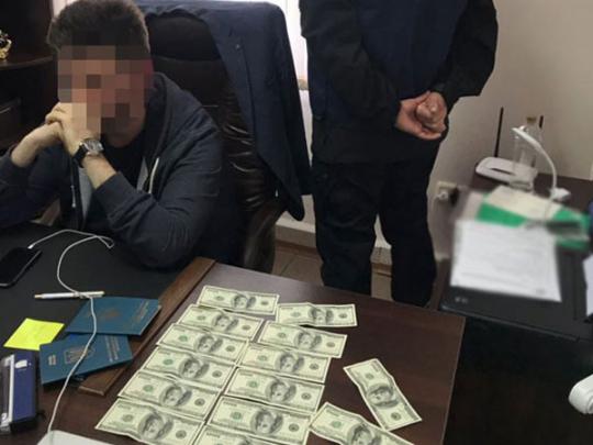 В Одессе на взятке задержан директор крюингового агентства