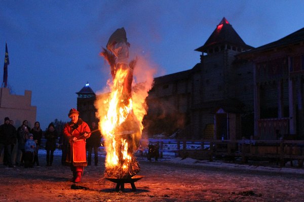 В «Парке Киевская Русь» отпразднуют Масленицу по древним традициям (фото)