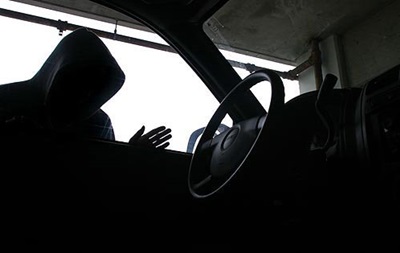 В Закарпатье пытались угнать набитый золотом автомобиль