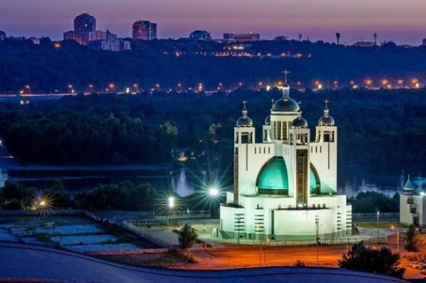 7 сучасних архітектурних див України, які варто побачити кожному