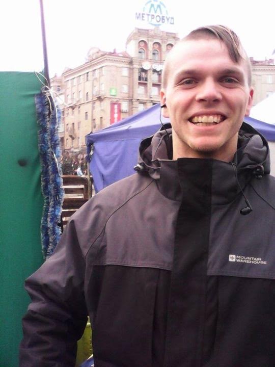 Батько майданівця Устима Голоднюка розповів деталі вбивства сина: зворушливе відео