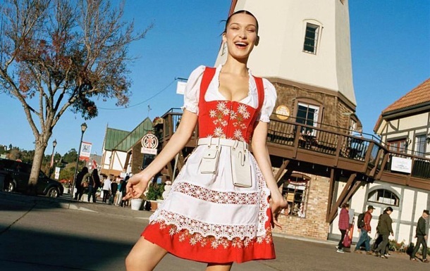 Белла Хадид снялась для Vogue в костюме пастушки