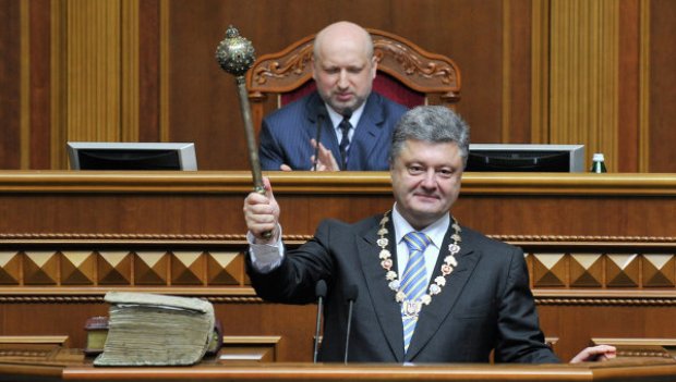 Белый дом по-украински: какой недвижимостью владеет Петр Порошенко