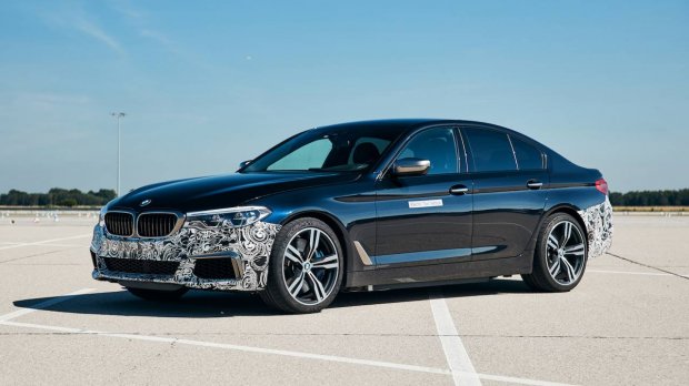 BMW представила вбивцю Tesla Model S