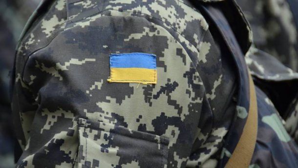 Боевики коварно обстреляли санитарный автомобиль: умер раненый медик – фото