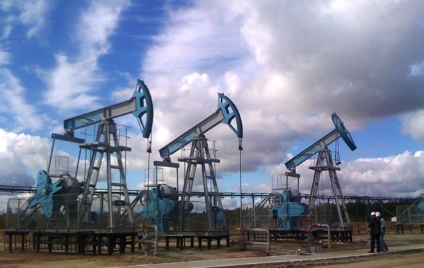 Цены на нефть минимально снизились