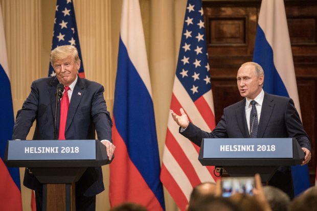 Головні новини 26 жовтня: розкрадання в Ощадбанку, Трамп запросив Путіна і скандал з ОБСЄ