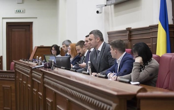 Киеврада поставила ультиматум застройщику на Осокорках