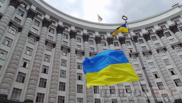 Кого украинцы хотят видеть премьером и как это может повлиять на выборы?