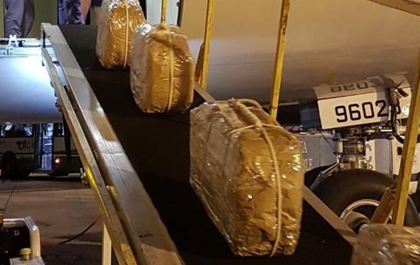 Кокаиновый скандал: жандармерия Аргентины подтвердила подлинность фото