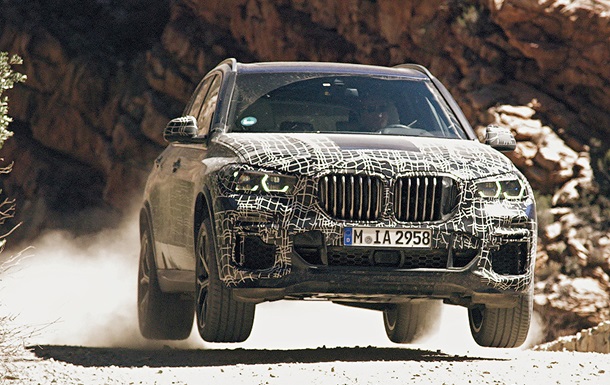 Кроссовер BMW X5 показали на официальном видео