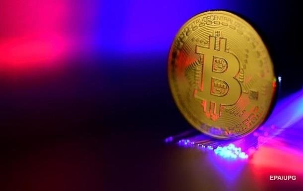 Курс Bitcoin превысил 11 тысяч долларов