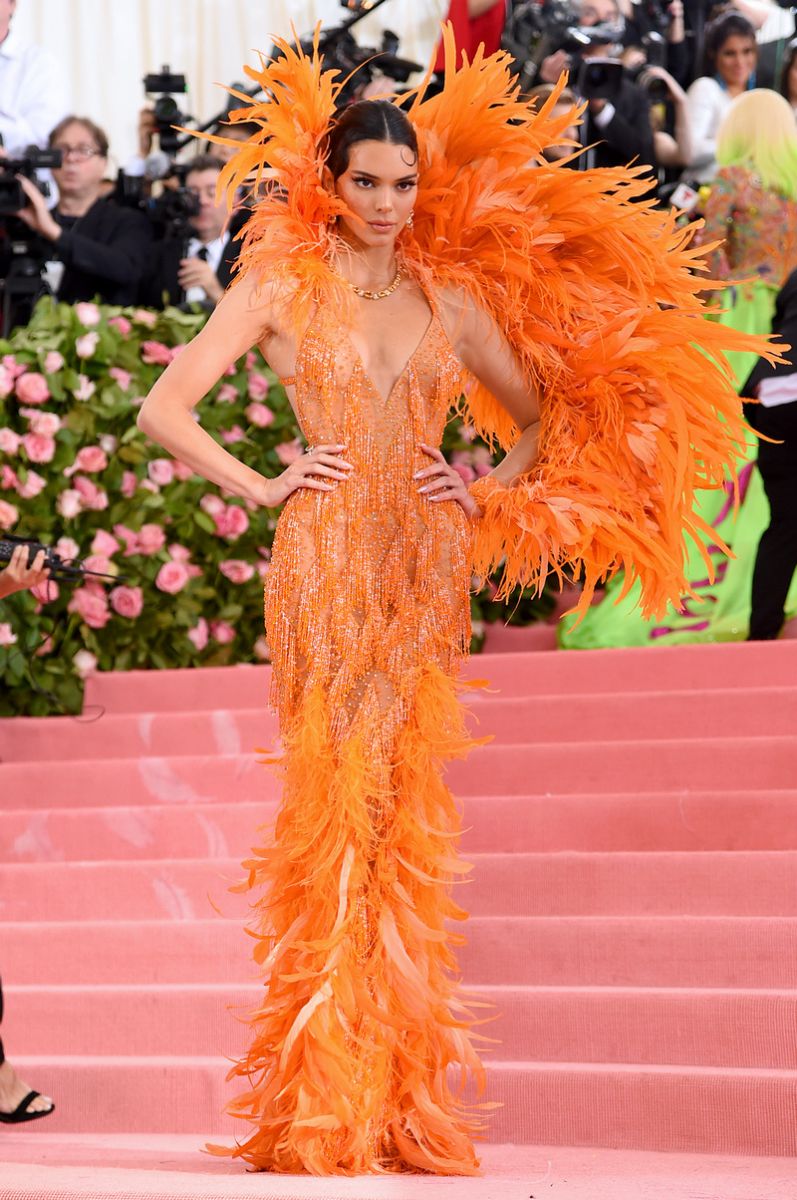 Леди Гага устроила стриптиз на балу Met Gala в Нью-Йорке: невероятные фото Леди Гага устроила стриптиз на балу Met Gala в Нью-Йорке: невероятные фото
