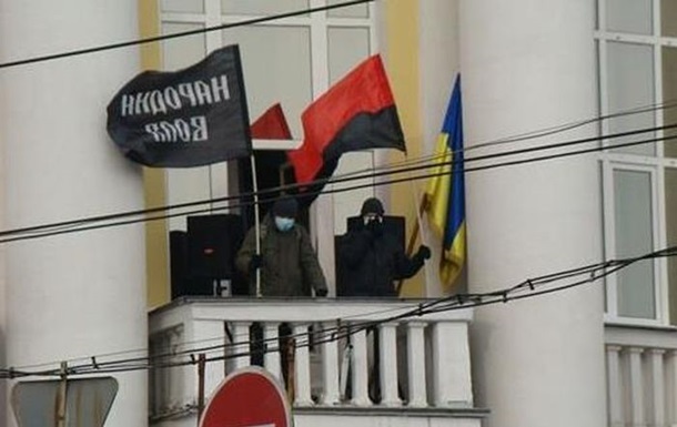 Майдан онлайн. Перемирие: Рада проголосовала за отстранение Захарченко и освобождение ТимошенкоСюжет