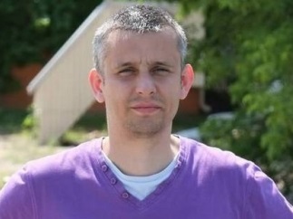 Майдан онлайн. Перемирие: Рада проголосовала за отстранение Захарченко и освобождение ТимошенкоСюжет