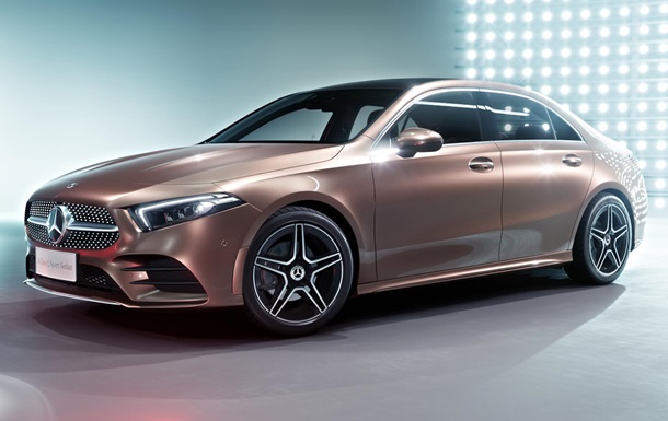 Mercedes показал компактный седан A-Class