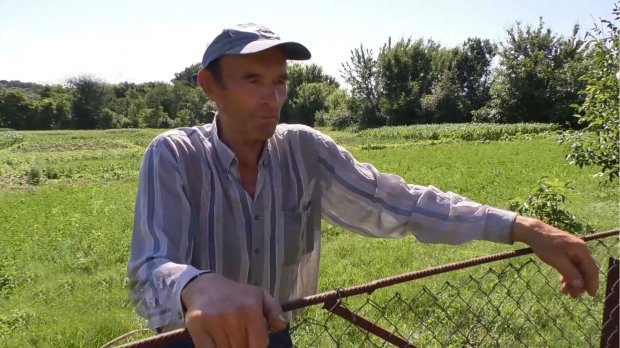 На Черкасщине ливень вырвал асфальт из почвы: как выживают люди в пострадавшем селе