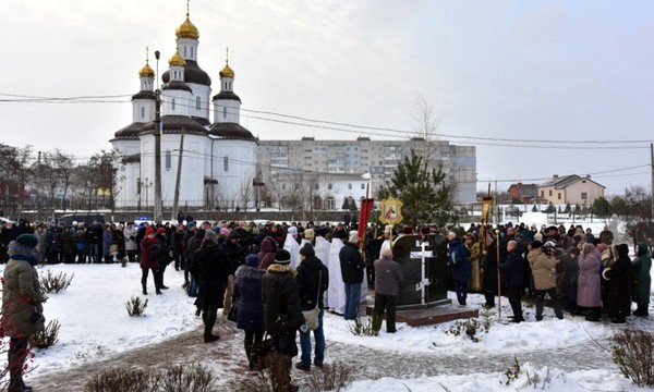«На улицах лежали убитые, рынок полыхал»: 4 года назад боевики «ДНР» обстреляли Мариуполь (фото)