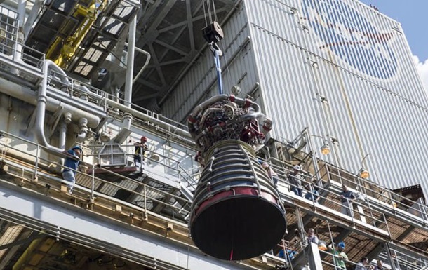 NASA показало испытания ракетного двигателя для освоения дальнего космоса