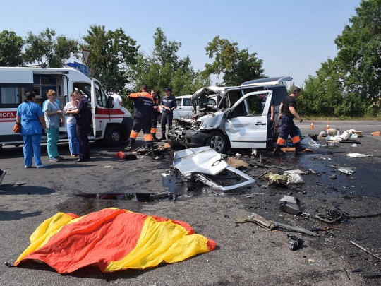 Николаевский дальнобойщик получил 9 лет тюрьмы за ДТП с четырьмя погибшими (видео, фото)