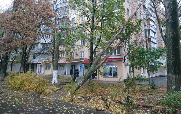 Одесса обледенела: в городе транспортный коллапс