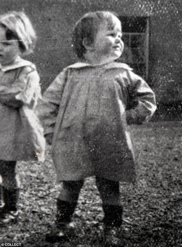 Пенсионерка из Ирландии нашла родную мать после 60 лет поисков (фото) Пенсионерка из Ирландии нашла родную мать после 60 лет поисков (фото)