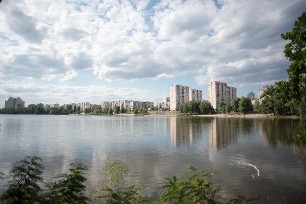 Пляжі та відкриті басейни Києва: ціни, недоліки та переваги