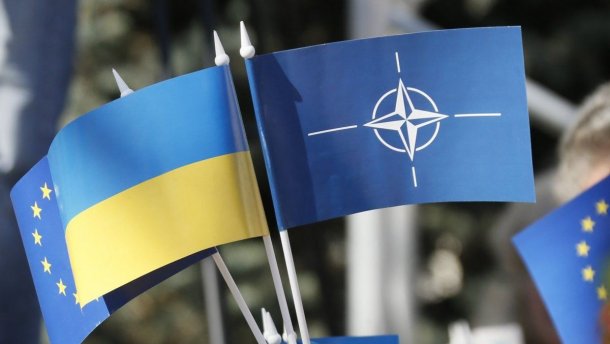 Поддерживают ли украинцы вступление государства в НАТО: результаты опроса
