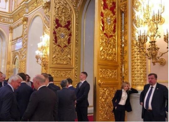Поклонская стала героем фотожаб после инаугурации Путина