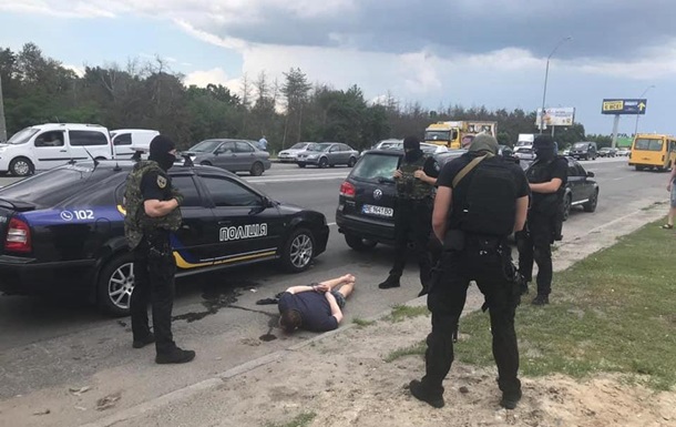 Полиция поймала серийных угонщиков авто