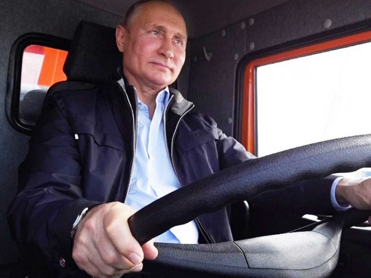Посягнул на права Путина: в РФ мужчину оштрафовали на 15 тыс рублей за критику президента