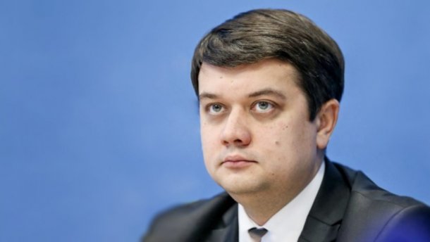 Разумков обещает убрать Соколова из списка Слуги народа, если у него есть паспорт РФ