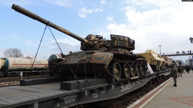 Российские оккупанты привезли в аннексированный Крым трофейное оружие из Сирии: фото