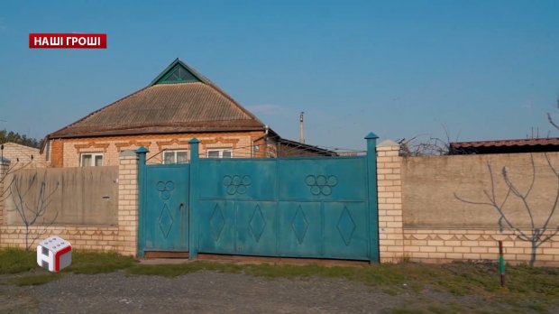 Розкішні курорти, дорогі авто та мільйони прибутку: вся правда як живе та заробляє Кернес