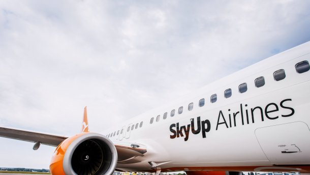SkyUp запретили летать: истица оказалась фейковой, она не подавала заявления в суд
