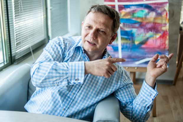 Слідкувати за владою і не панікувати, – поради українцям від економічного радника Зеленського