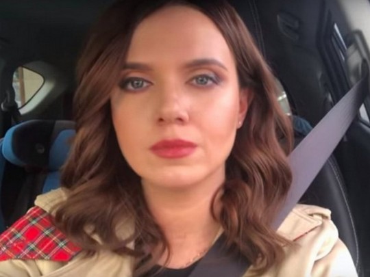 Специально для ваты: Янина Соколова рассказала, почему матерится на видео для YouTube