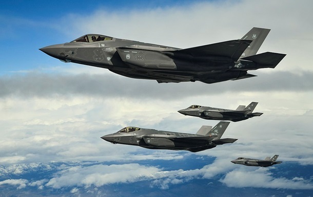 США запретили полеты F-35 по всему миру