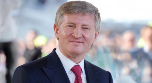 Старі схеми часів Януковича: українці сплачують зелені енерготарифи Ахметову