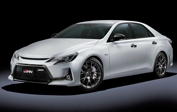 Toyota представила в Токио седан Mark X GRMN