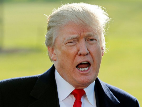 Трамп снова ввел чрезвычайное положение: под угрозой национальная безопасность США